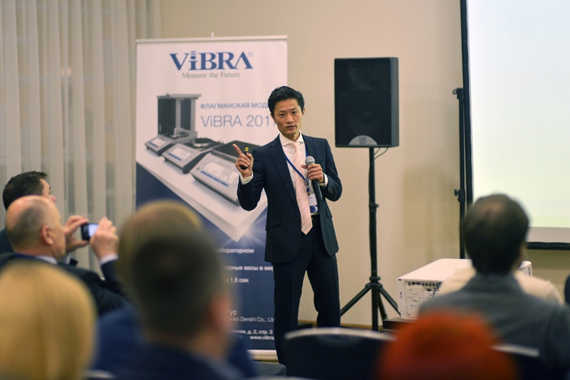 В программе мероприятия приняли участие Президент господин Моори и представители компании Shinko Denshi Co., Ltd.